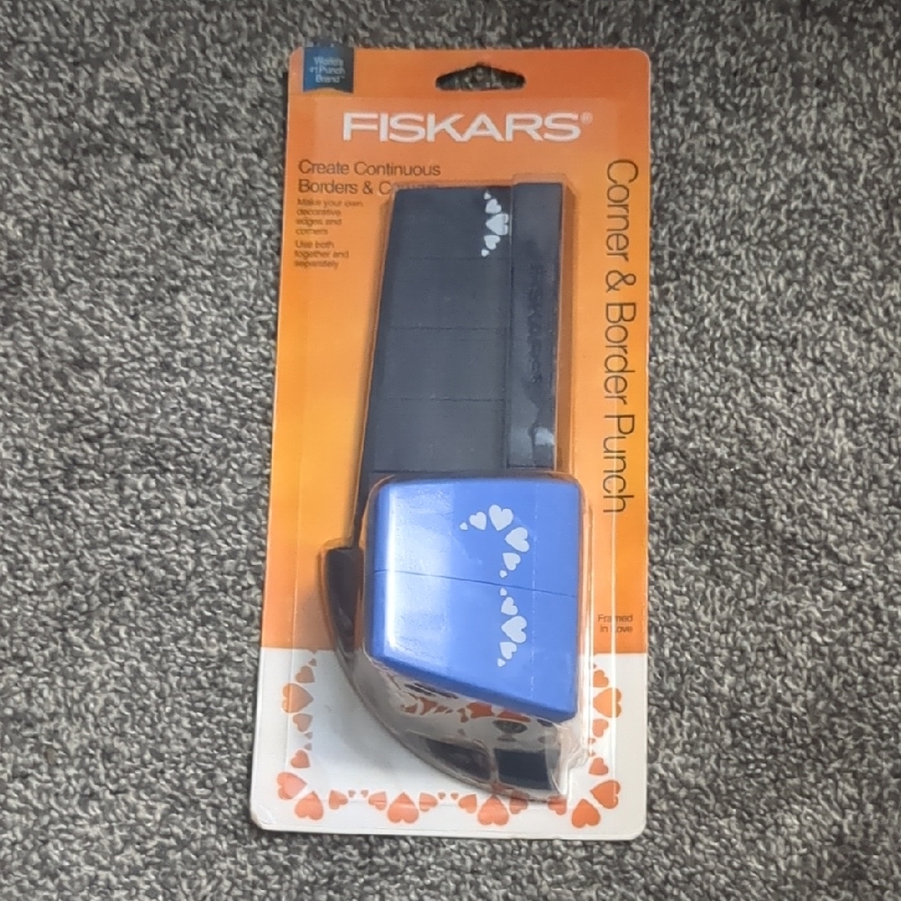 Fiskars Framed In Love Corner & Boarder Punch New In Package Scrapbook Craft Art